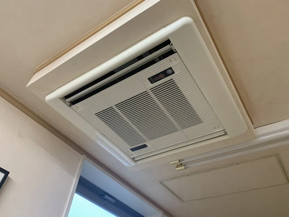 空気清浄機（待合室①）